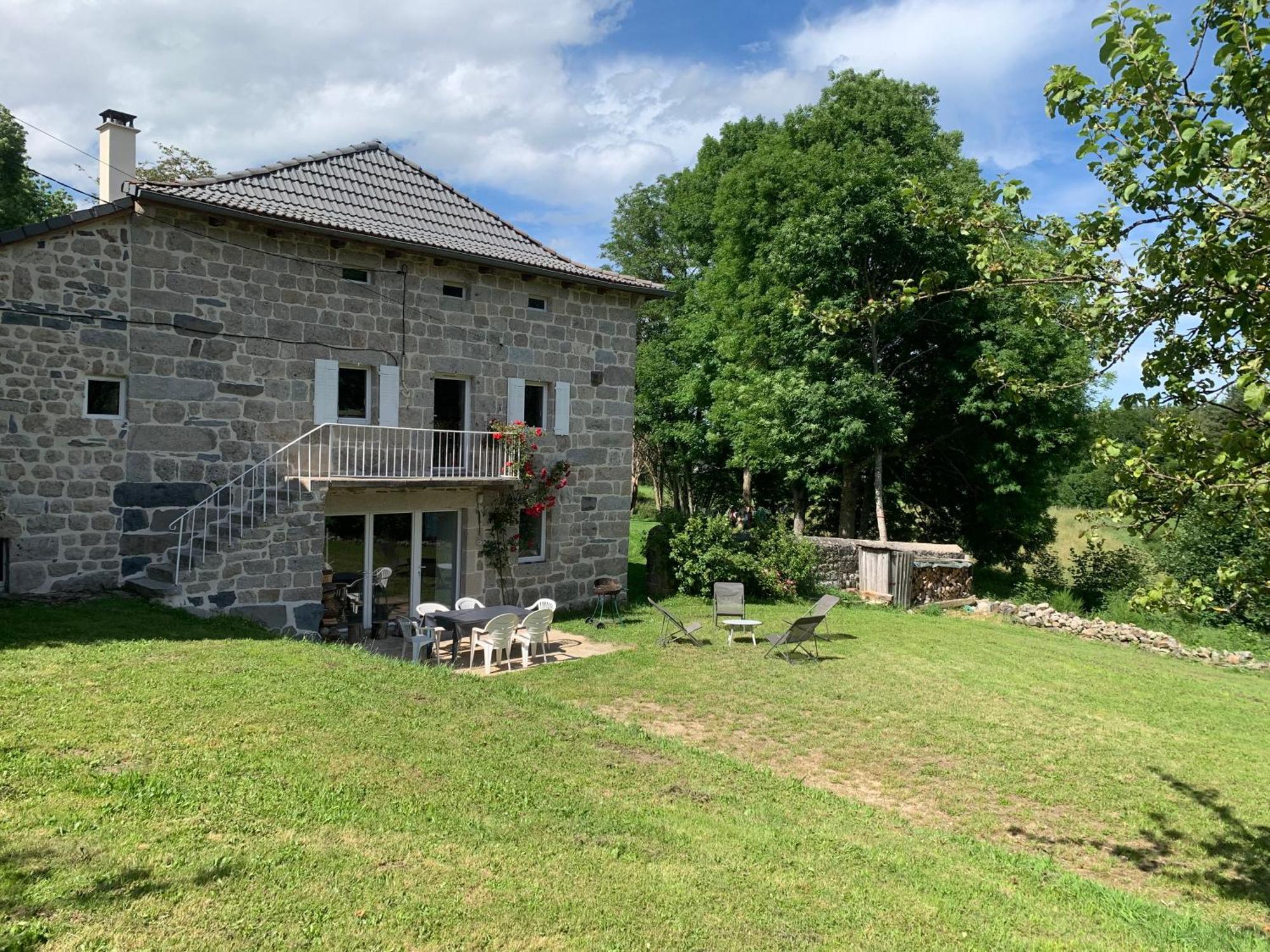 Ferme Au Calme A 15Mn Du Chambon Sur Lignon Villa Saint-Jeures Exteriör bild