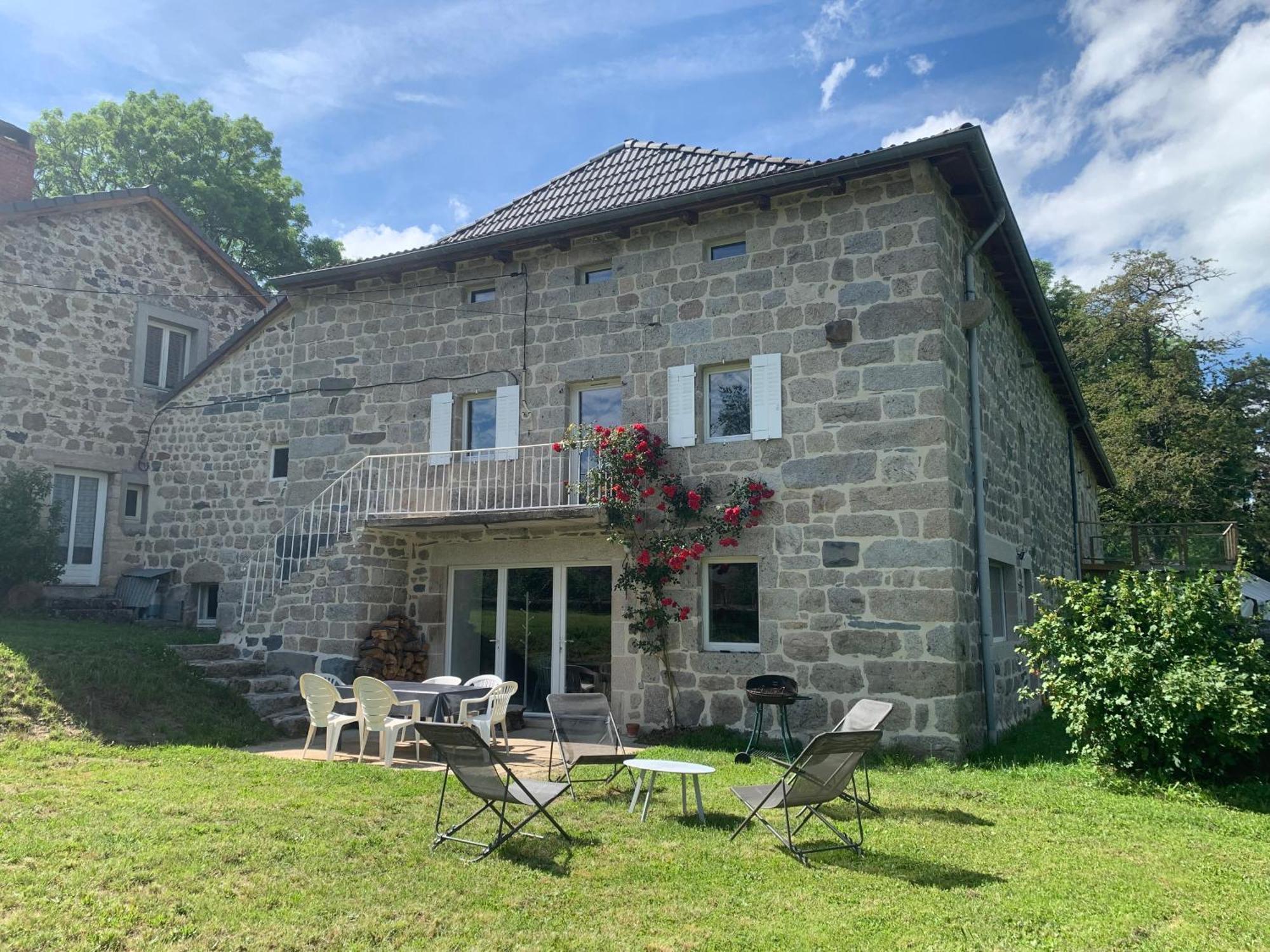 Ferme Au Calme A 15Mn Du Chambon Sur Lignon Villa Saint-Jeures Exteriör bild
